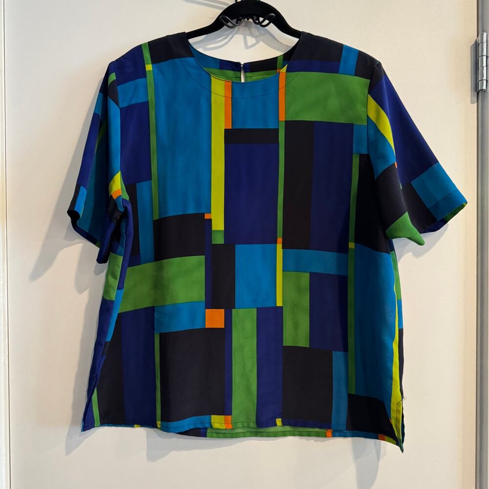 Vintage Modern Essentials Geometric Top Blue Green Side Slit Short Sleeve Sz L